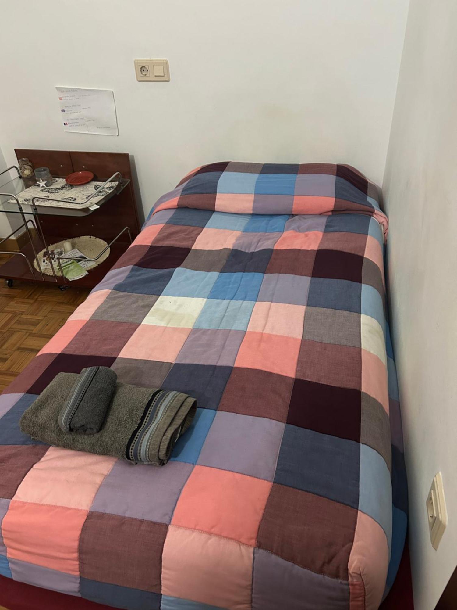Habitacion Doble En Figueres Daire Figueres  Dış mekan fotoğraf